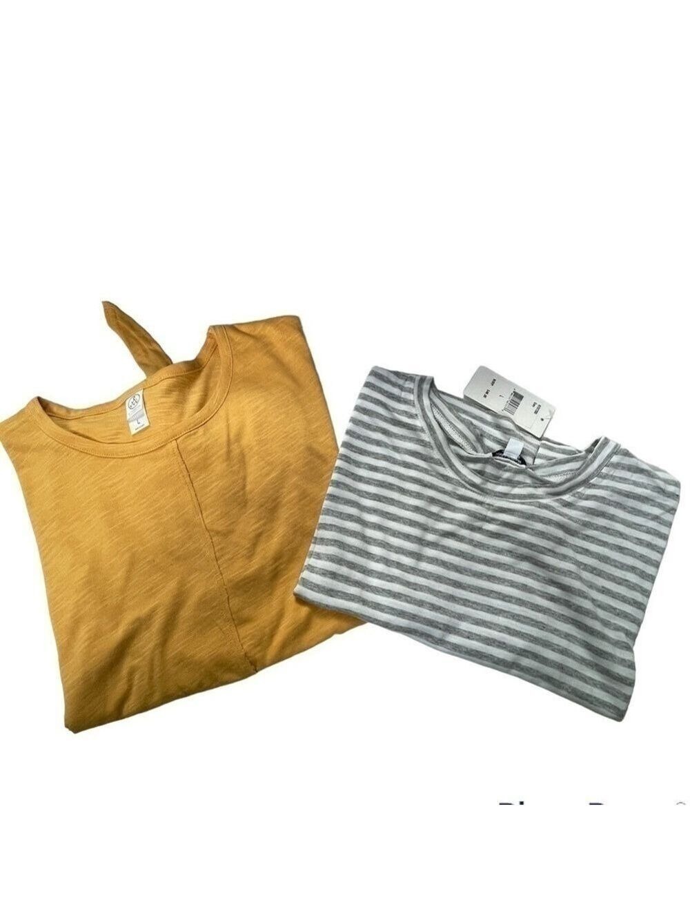 NWT SPLENDID Set bundle of two women t-shirts crop and Alternative Sz L